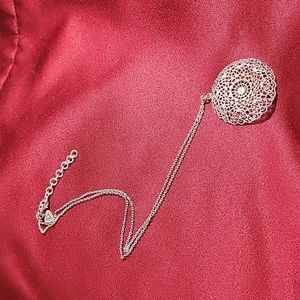 Stella and Dot necklace